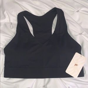 Fabletics Mila Midi Medium Impact sports bra NWT
